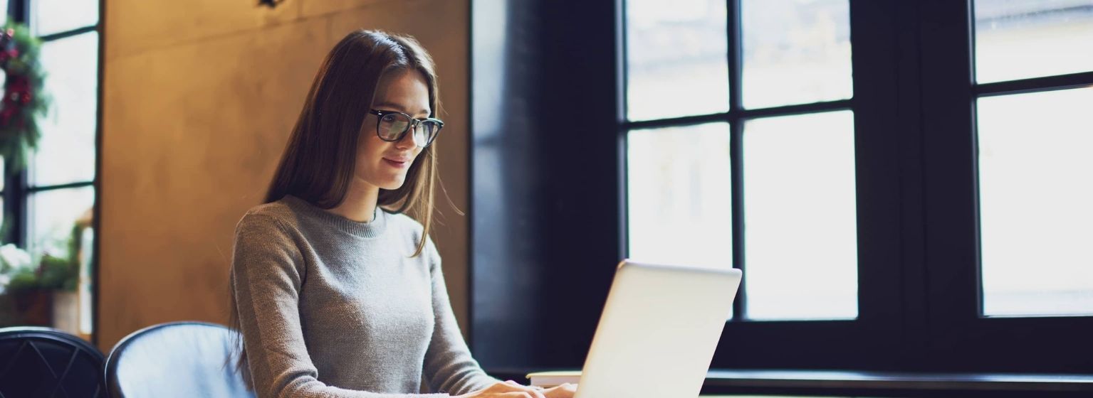 Alan adı satın alma işlemi yapan kullanıcı 